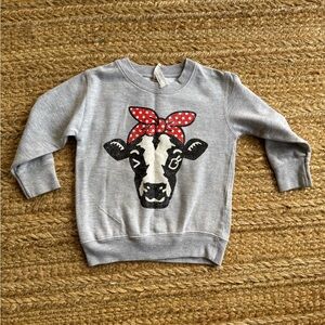 Girls sweatshirt – cow with bandanna